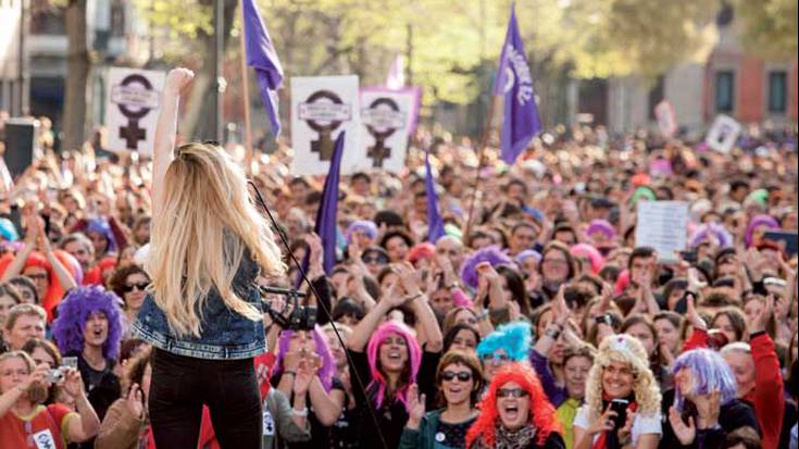 Kaleak feminismoz betetzeko eguna