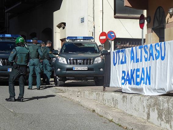 Polizien 142 kontrol zenbatu ditu Ospa Mugimenduak Altsasun azken hilabeteotan