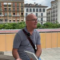 Zaldikoko irakurle taldea: 'Auzo madarikatua'