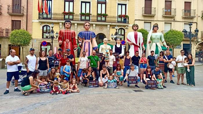 Faltzesen D eredua irekitzea edo ez, aurrekontuen araberakoa izanen dela esan du Gimenok