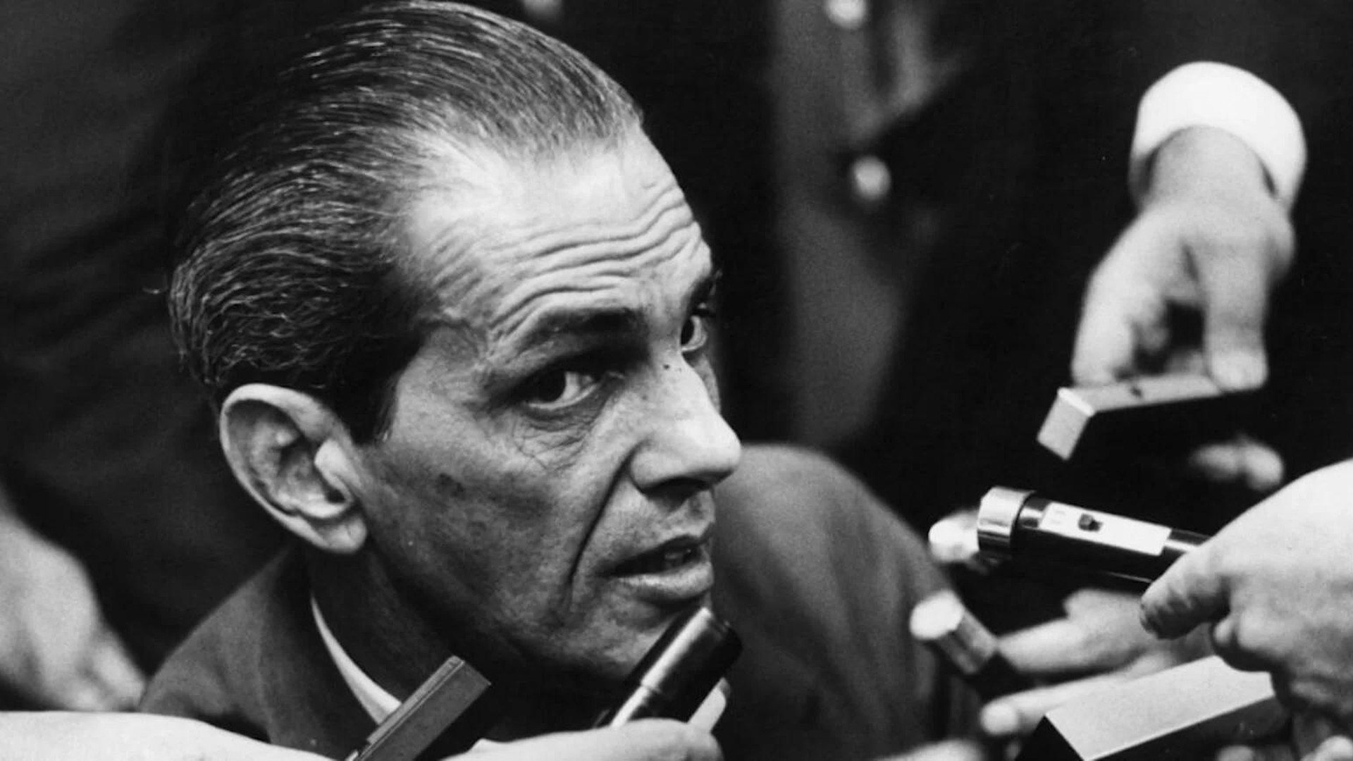 Istorio erromantikoak, geopolitika eta lurraldetasuna
