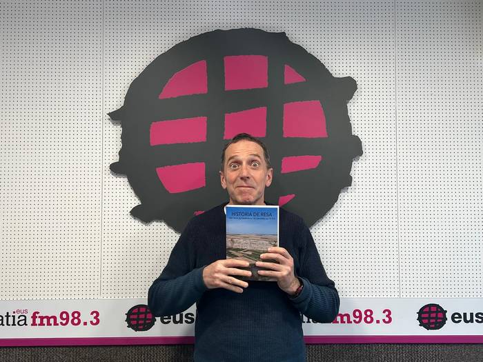 Juantxo Agirre: "Iruñeako lehen erregeak, Sancho Garces I.ak, berritu eta zabaldu zuen Iruñeako Erresuma"