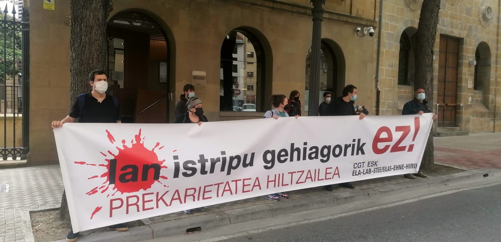 Sindikatuek eskatu dute garraio sektoreko lan baldintzak bermatzeko