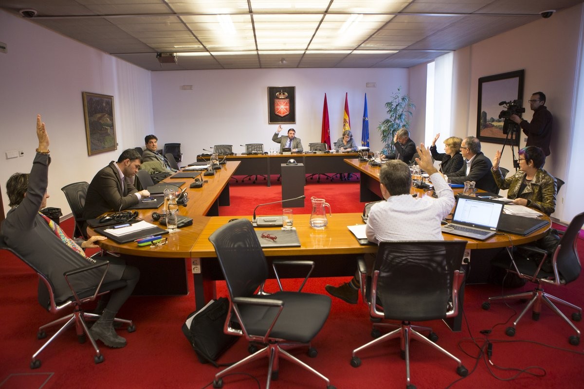 Nafarroako Kutxaren desagertzea ekidin zitekeen