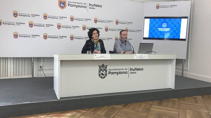 Iruñeko Udaltzaingoak lapurreta eta iruzurrak sahiesteko adinekoendako segurtasun kanpaina abiatu du