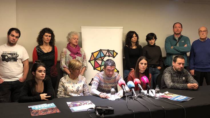 Urtarrilaren 11ko manifestaziorako "motorrak berotzeko" elkarretaratzeak antolatu ditu Sarek