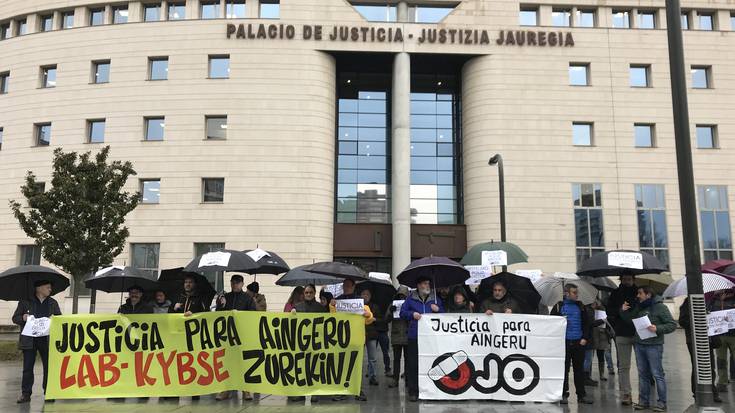 Polizi pilotakada baten ondorioz begia galdu zuen Atarrabiako bizilagunaren epaiketa hasi da