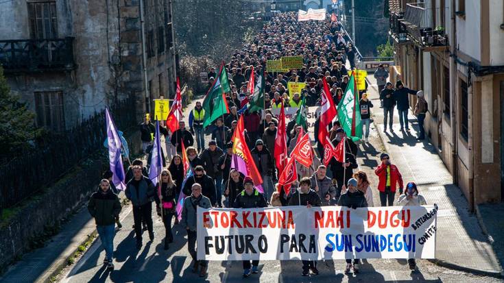 Manifestazio jendetsua, Sunsundegiren etorkizuna galdegiteko