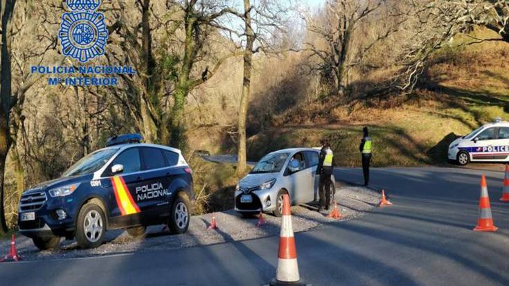 Migratzaileen aurkako operazioa egin dute Dantxarinean Espainiako eta Frantziako poliziek, elkarlanean