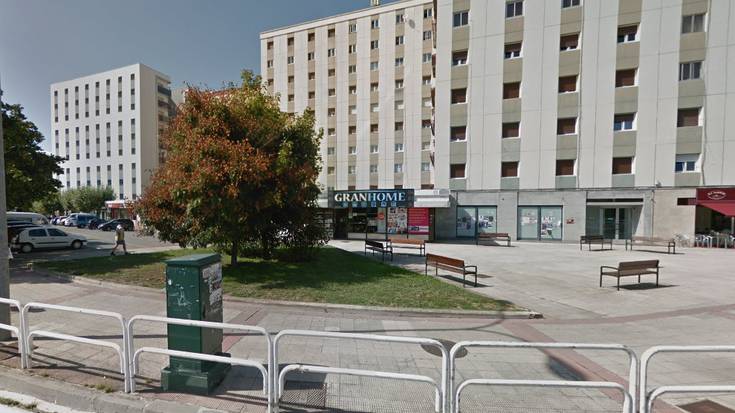 Txantrean apustu etxe bat zabaltzeko asmoa salatu dute auzokideek