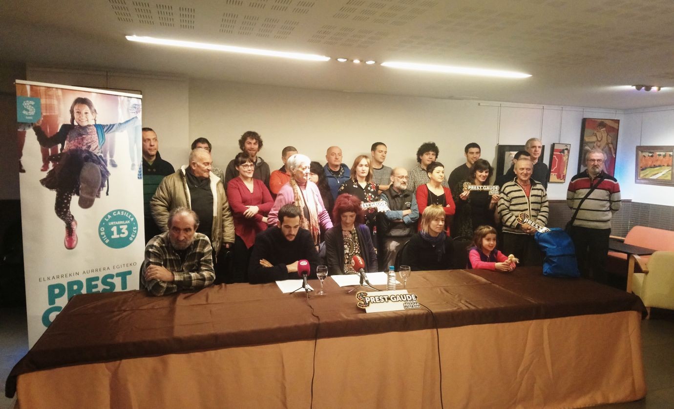 Euskal presoen eskubideen urraketarekin amaitzeko ordua dela esan dute gizarte zibilaren ehun ordezkarik