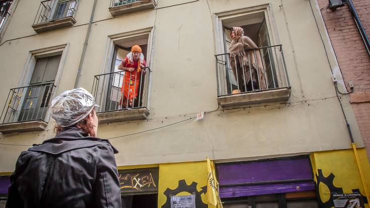 Gazteei bideratutako etxebizitzak sortuko dituzte Konpainia kaleko eraikinean