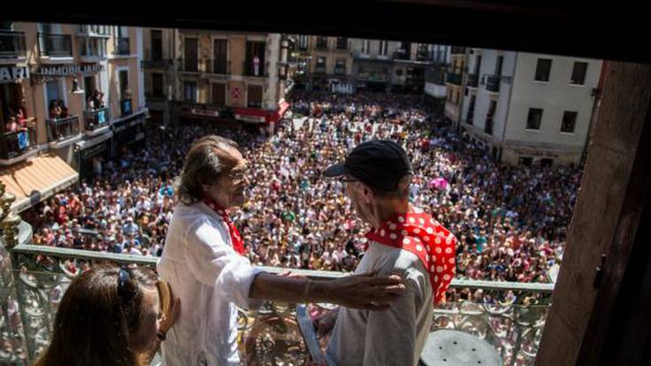 Carlos Itoiz gitarrista iruindarra hil da