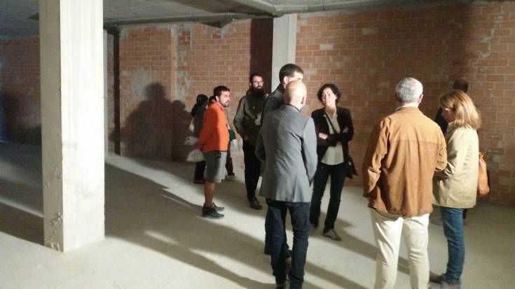 Descalzos kalean eraikitako etxebizitzetara hilabete bukaeran sartuko dira jabe berriak