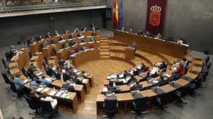Otsailaren 19ra atzeratu du Parlamentuak Euskararen Legea aldatzeko proposamenaren eztabaida