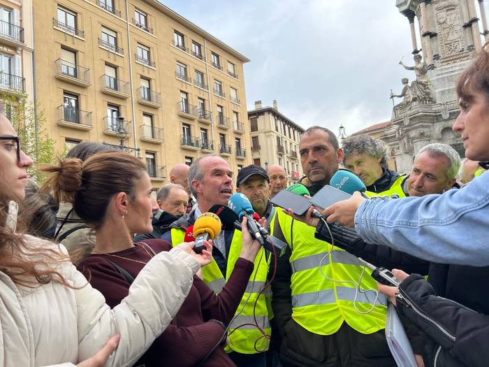 Landa eremuaren defentsarako plataforma sortu du nekazari talde batek