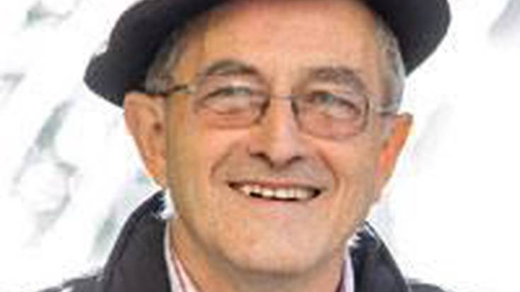 Patxi Urrutia (Kontuz): "Barcina bezalaxe Auzitegi Gorena ere ustelduta dago"