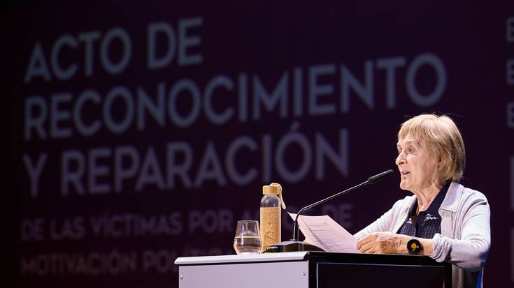 Hirugarren ekitaldi ofiziala egin du Gobernuak azken urtean aitortutako 81 biktima omentzeko