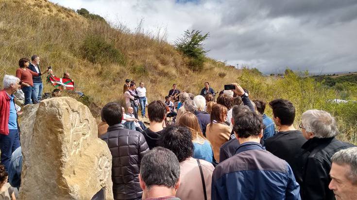 Frankismo garaian eraildakoak omendu dituzte Artazun