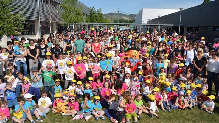 D eguna: Sortzenen festa Ziudadelan larunbatean 