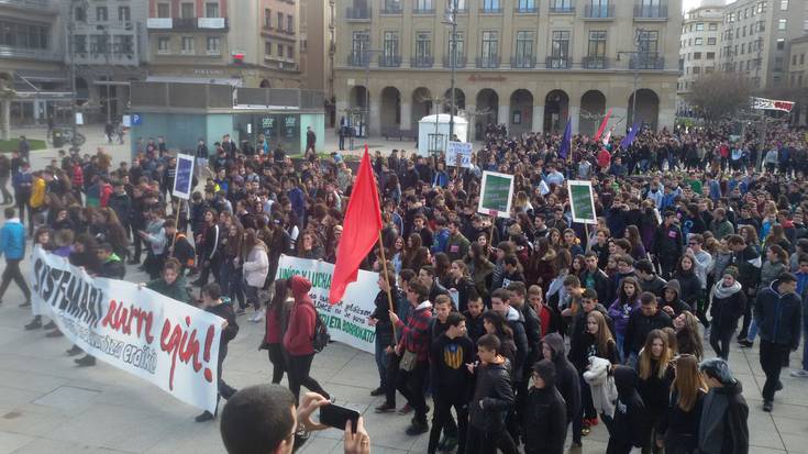 "Langile klasearen beharretara eraikitako hezkuntza" aldarrikatuko dute ikasle greban