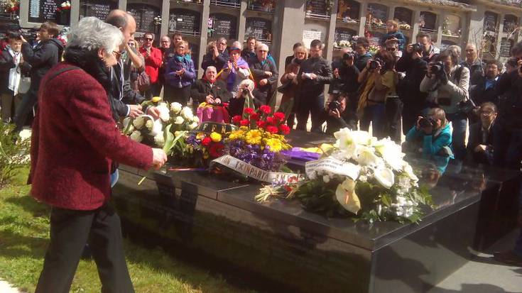 Gerra Zibilean fusilatutakoen omenez plaka bat jarriko du Udalak hilerriko panteoian