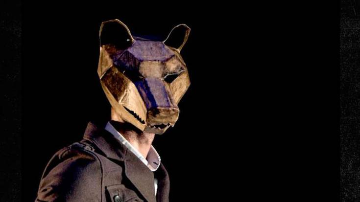 'Babesleku arrotzak eta animalia bakartien hotsak' antzezlanarekin hasiko da gaur Antzerki Aroa