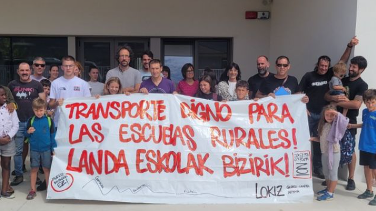 Ekaitz Astibia: "Garraio zerbitzu duina izateko eskubidea dute landa eremuko haurrek ere"