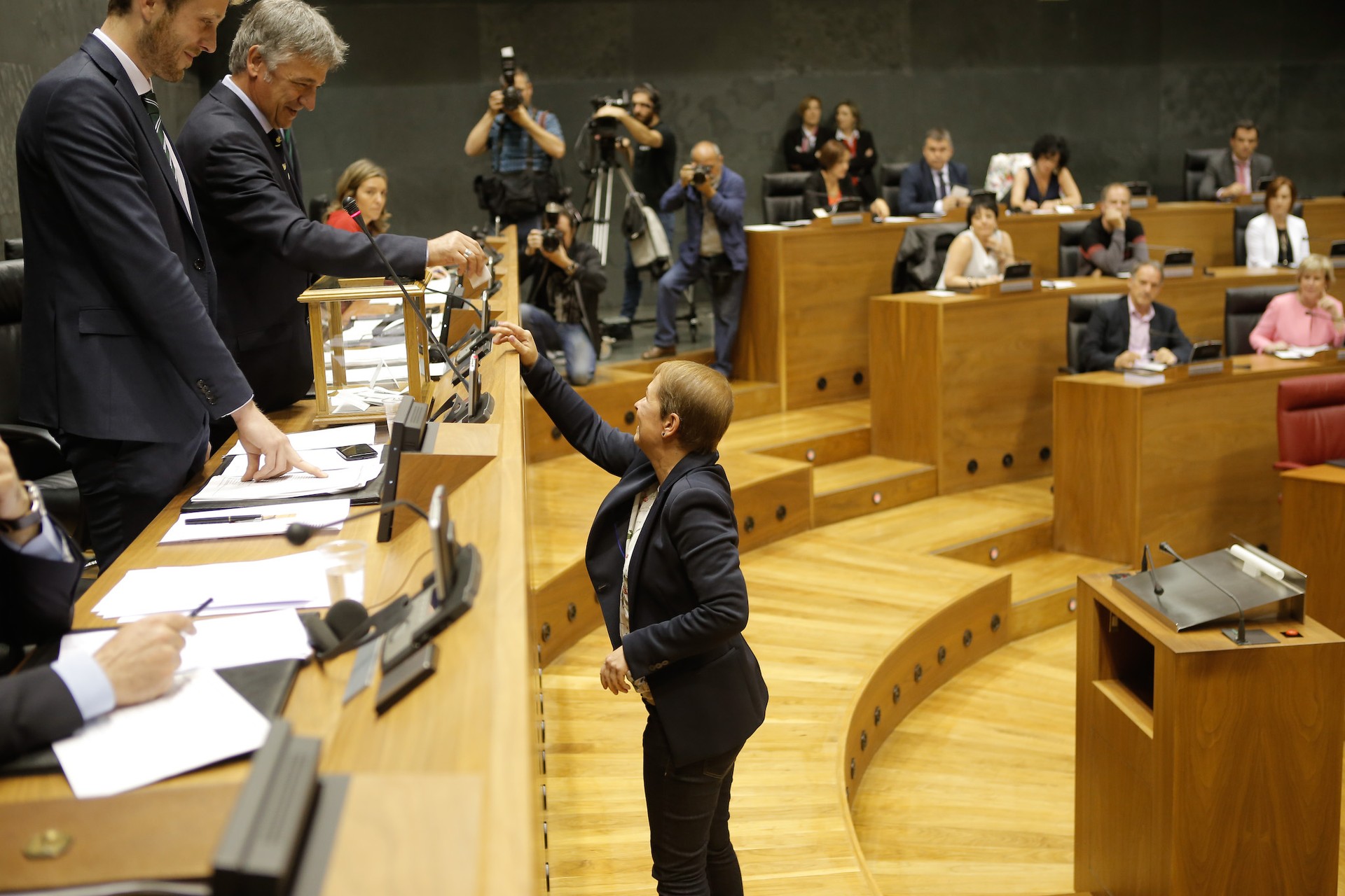 Senatura hautagaitza bateratua aurkez dezakete aldaketarako indarrek
