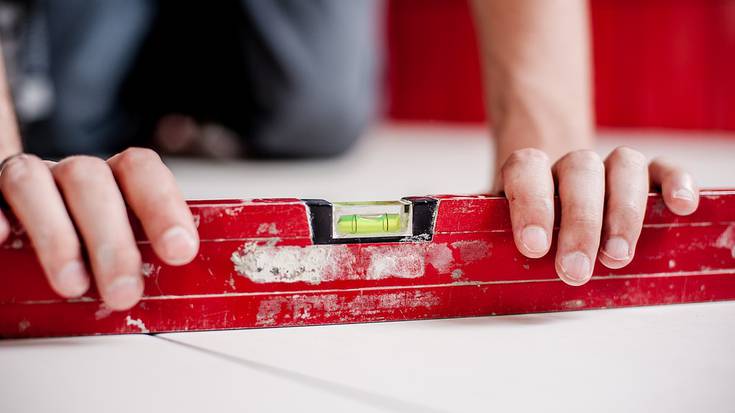 Onura sozialak lehenetsiko ditu Iruñeko udalak kontratazio eta erosketetan