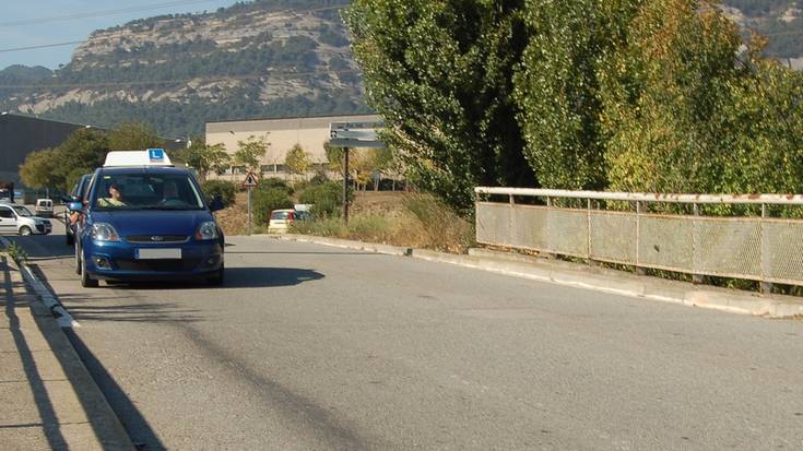 Azken auto harrapatzeari erantzunez elkarretaratzea antolatu du 8-80 plataformak