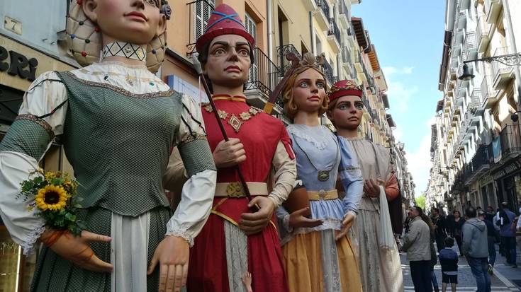 Argazki lehiaketa, mende laurden erraldoia ospatzeko