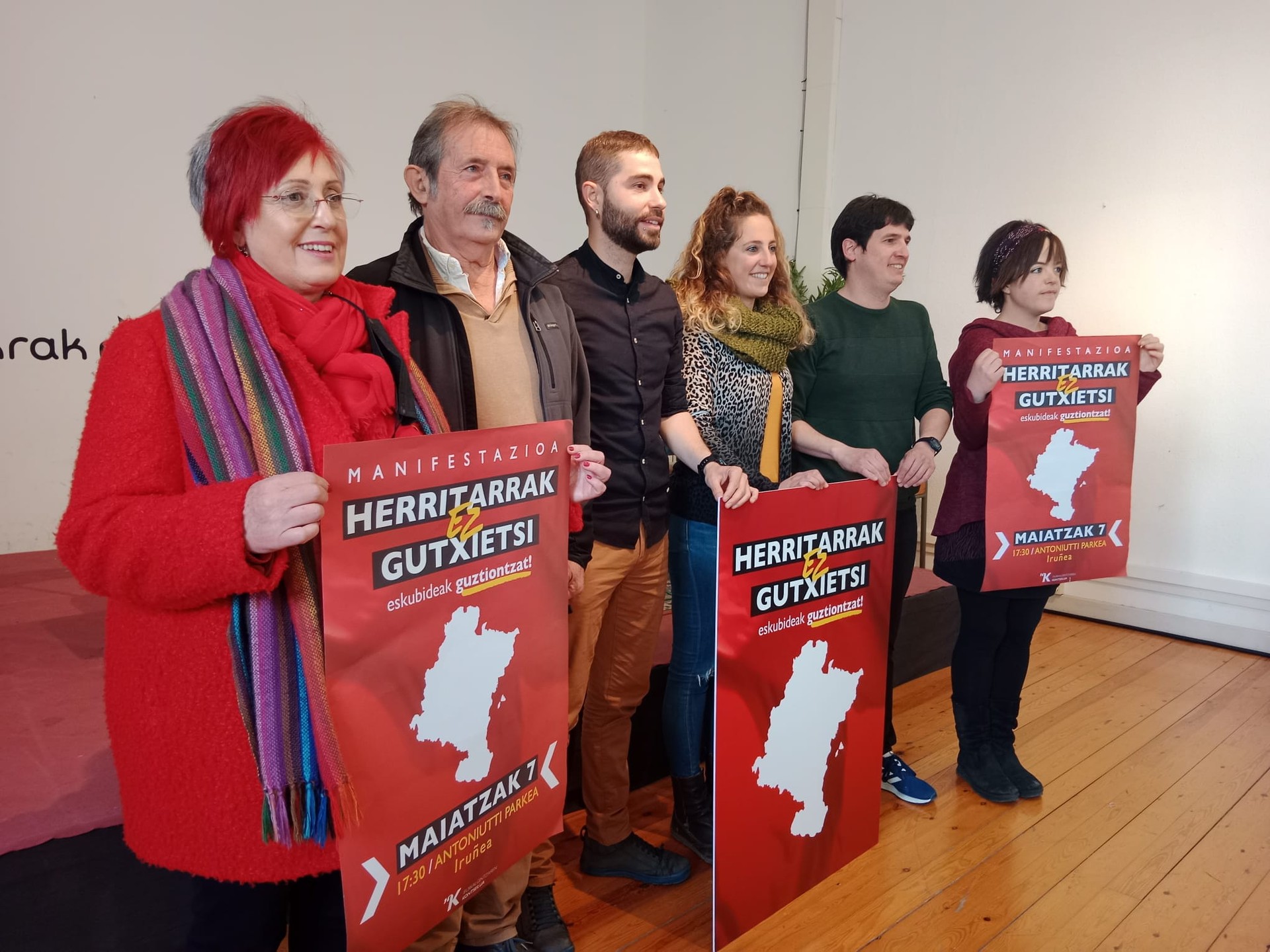 Dekretua gobernuaren “supremazismoaren” erakusle dela salatu dute ELA, LAB, STEILAS eta ESK sindikatuek