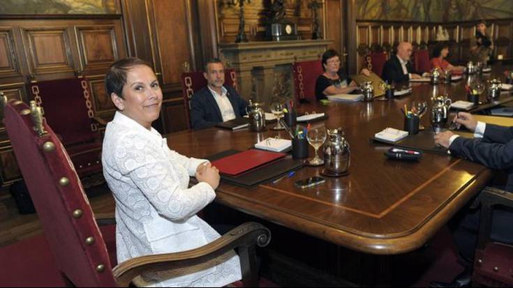 Nafarroako Gobernuaren jardunaren balorazioak hamarretik 4,92 puntu lortu ditu 