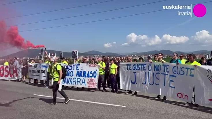 Manifestazio jendetsua egin dute BSHko langileek