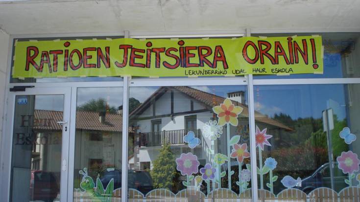 Hezitzaile bakoitzeko ume kopurua jaitsi dezaten eskatzen ari dira haur eskolaten