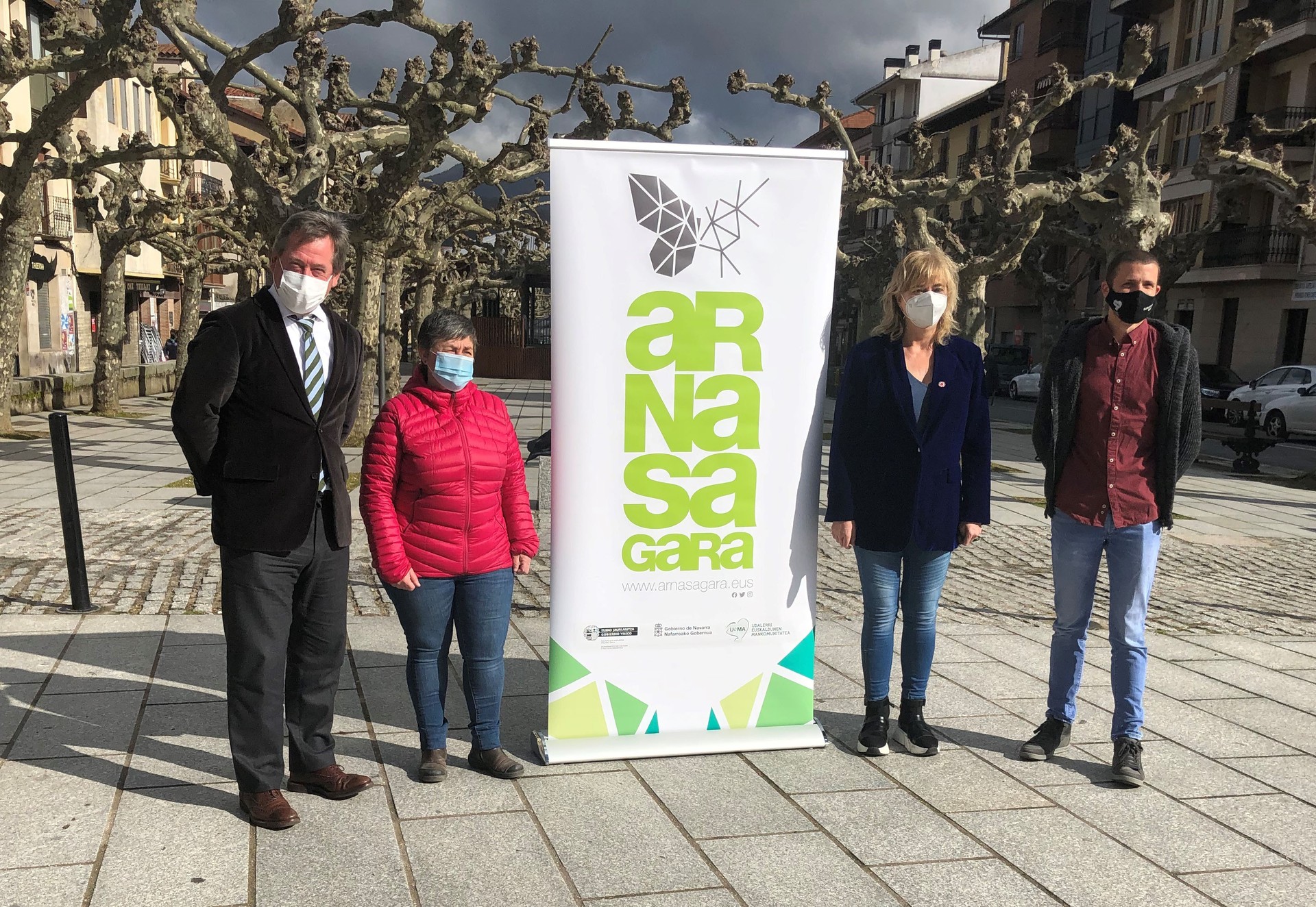 Arnasguneetako herritarrak ahalduntzeko ekimena aurkeztu dute gobernuak, jaurlaritzak eta UEMAk