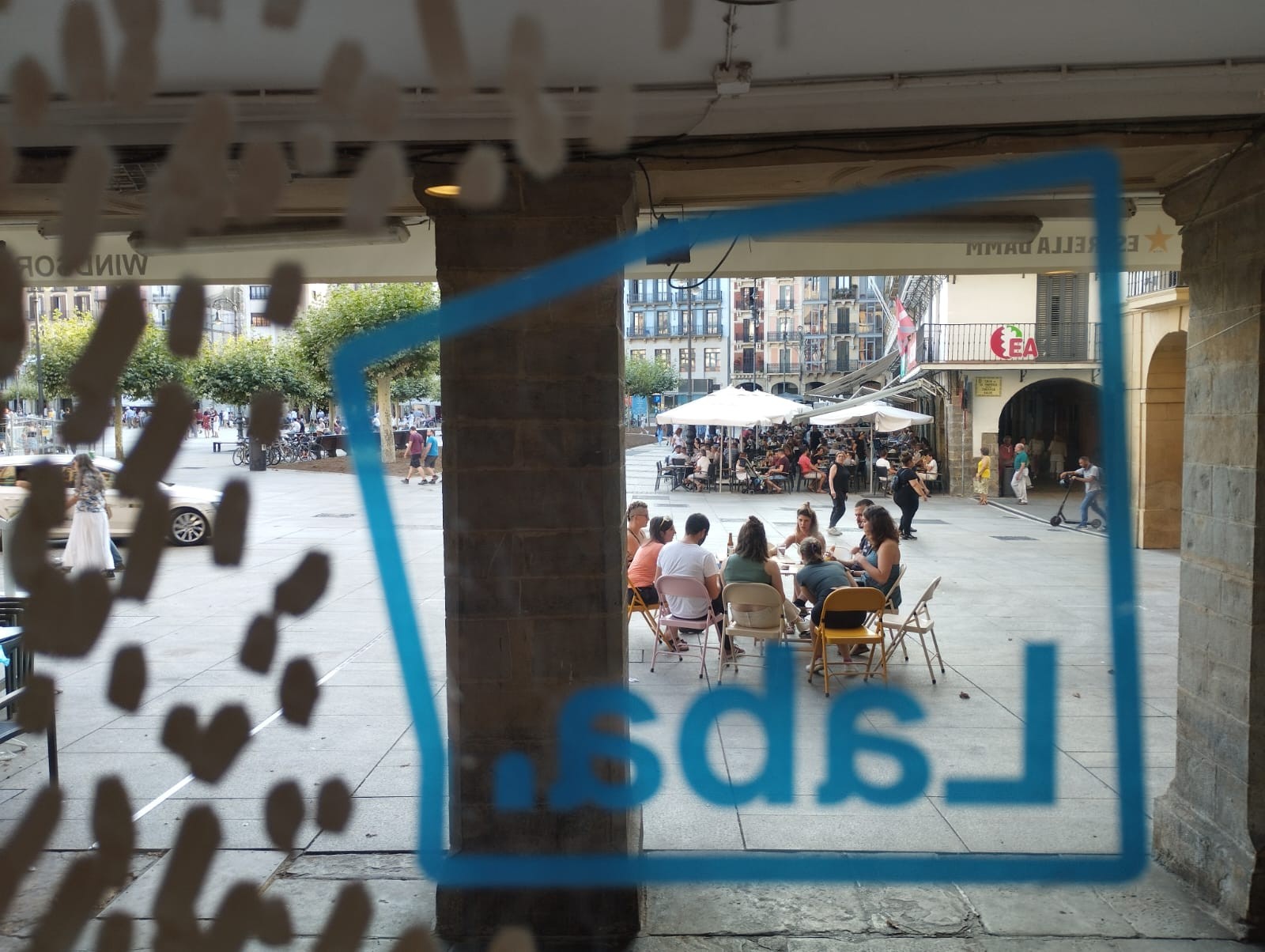 Labaren terraza babestu du epaitegiak beste behin