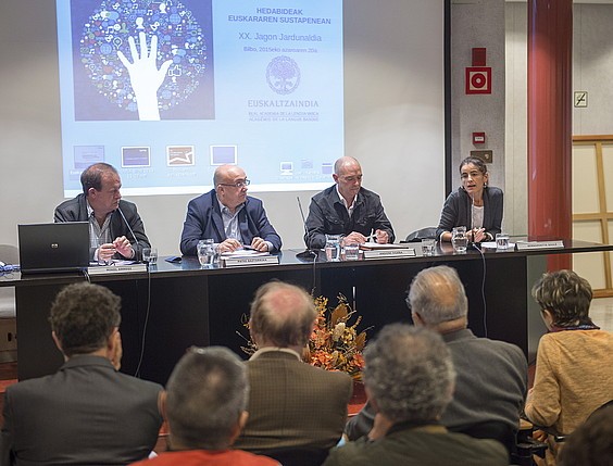 Nafarroak 250.000 euro jarriko ditu 2016an euskarazko hedabideentzat