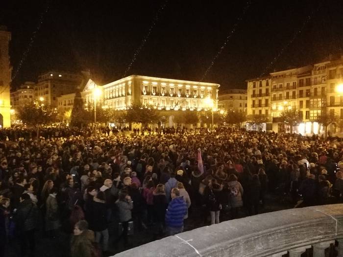 Matxismoa gainditzeko jarduteko unea dela aldarrikatu dute milaka lagunek