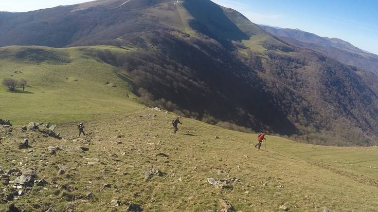 Ingurumen Departamentuak gomendioak zabaldu ditu naturan jarduerak egiteko egungo testuinguruan