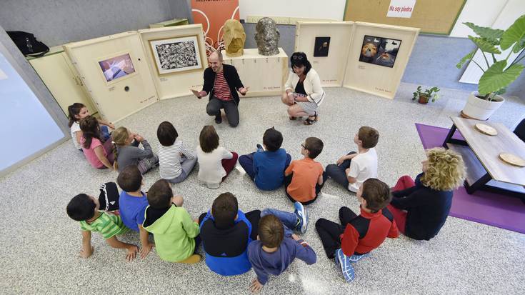 Iruñeko Udalaren arte garaikide bilduma ikusi ahalko dute 6.000 ikaslek haien ikastetxeetan 