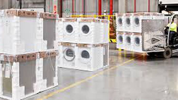 30 urtetik beherako gazteak kontratatzen dituzten enpresei diru laguntzak emanen dizkie Nafarroako Gobernuak