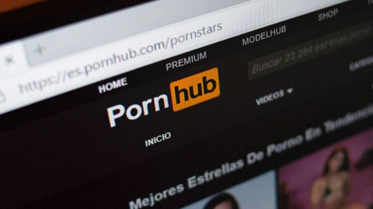 Porno plataformak, bortxaketa eta sexu-indarkerian eraikitako negozioak