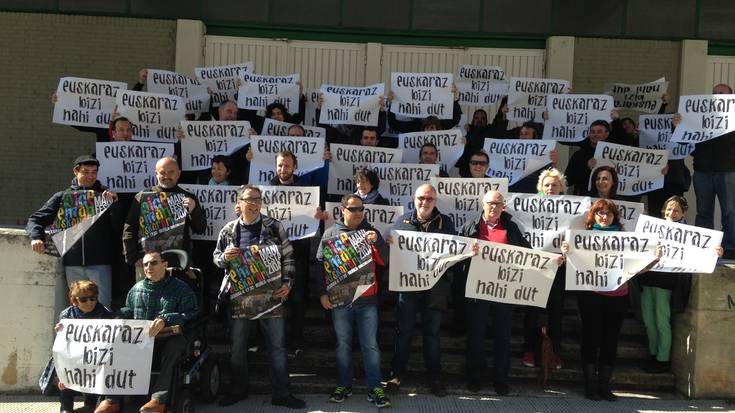 Herritarren deia euskarari bide eman eta euskaraz bizi ahal izateko