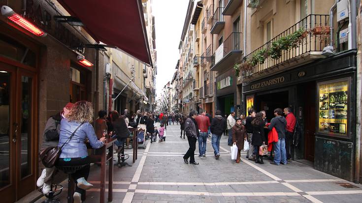 Iruñeko Alde Zaharreko tabernen gaineko ikuskaritza abiatuko dute udaltzainek