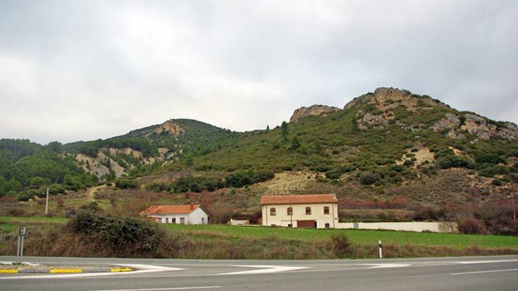 Hildako bat izan da errepideko istripuan