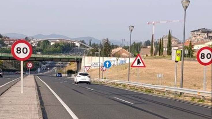 Ales Mimentza (Zizur Nagusiko zinegotzia): "A12 autobideko radarra  proba fasean dago eta oraingoz ez da isunak jartzen ari"