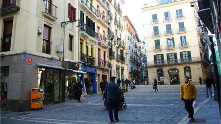 Bulego batek jasoko du frankismoko eta gerrako biktimen informazioa