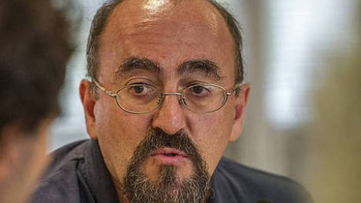 Karlos Apeztegia euskal presoa Iruñeko espetxera hurbildu dute